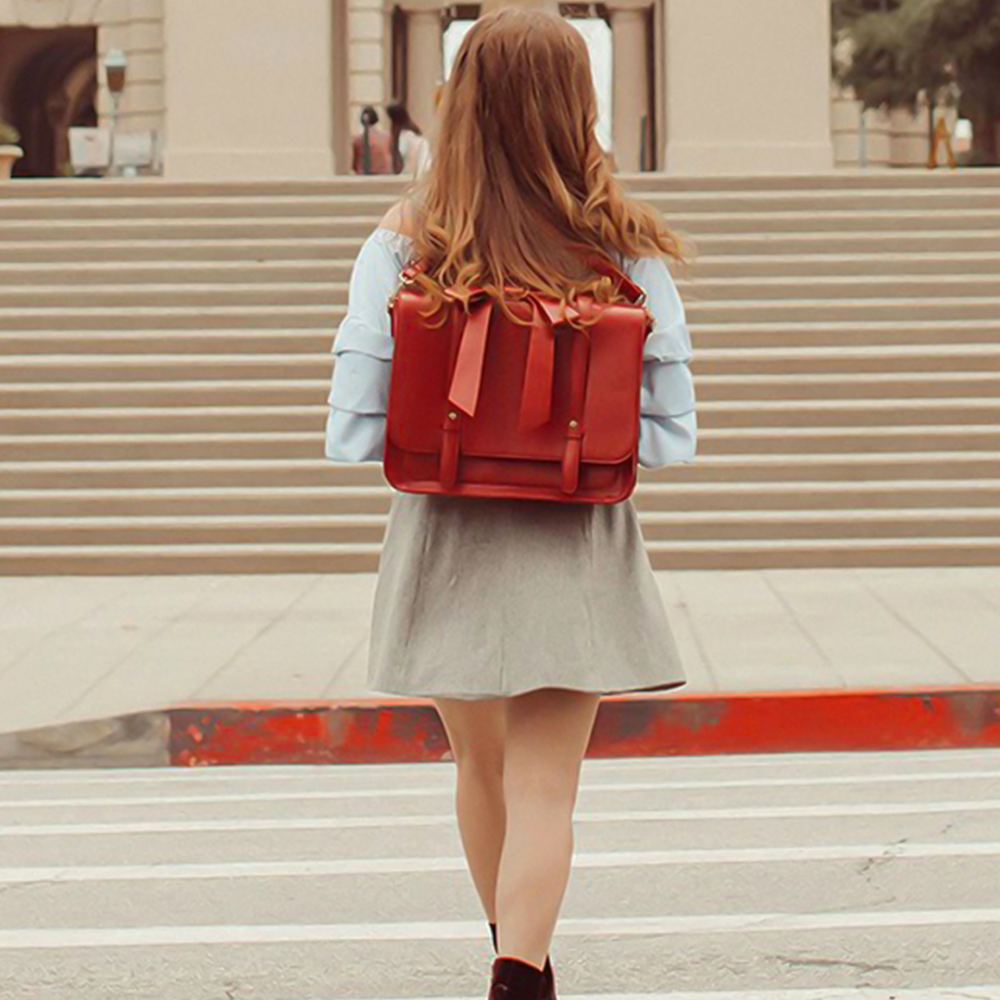 Knot | Sac Retro Twist v modrobroskvové barvě