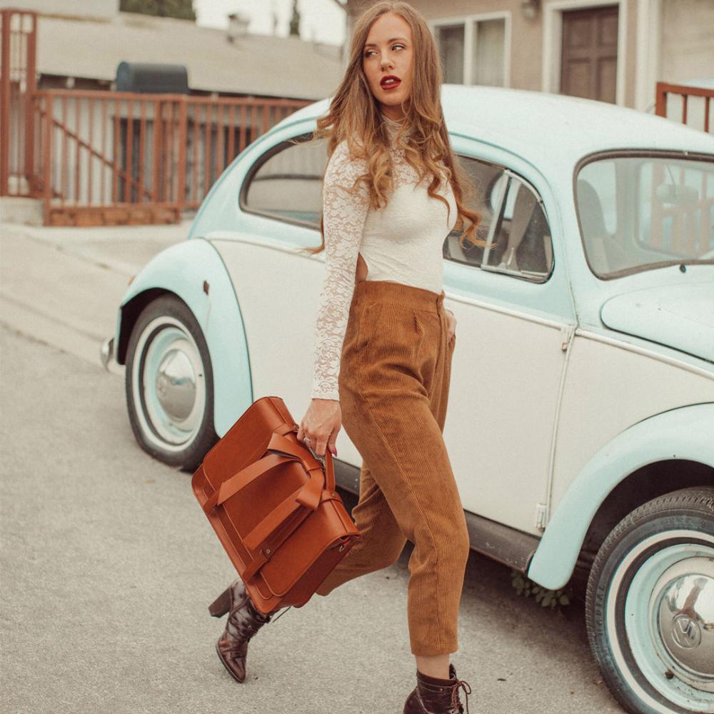 Knot | Sac Retro Twist v modrobroskvové barvě